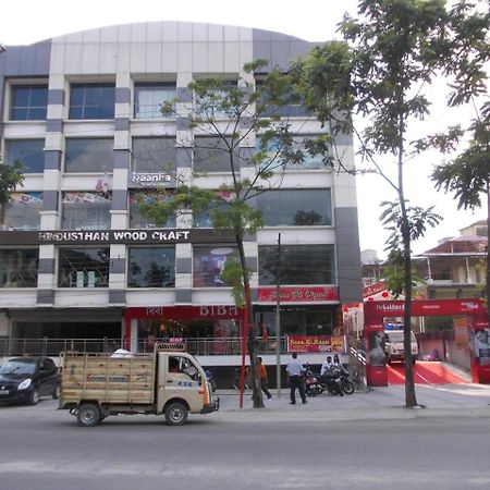 Hotel Central Park Siliguri Exteriör bild