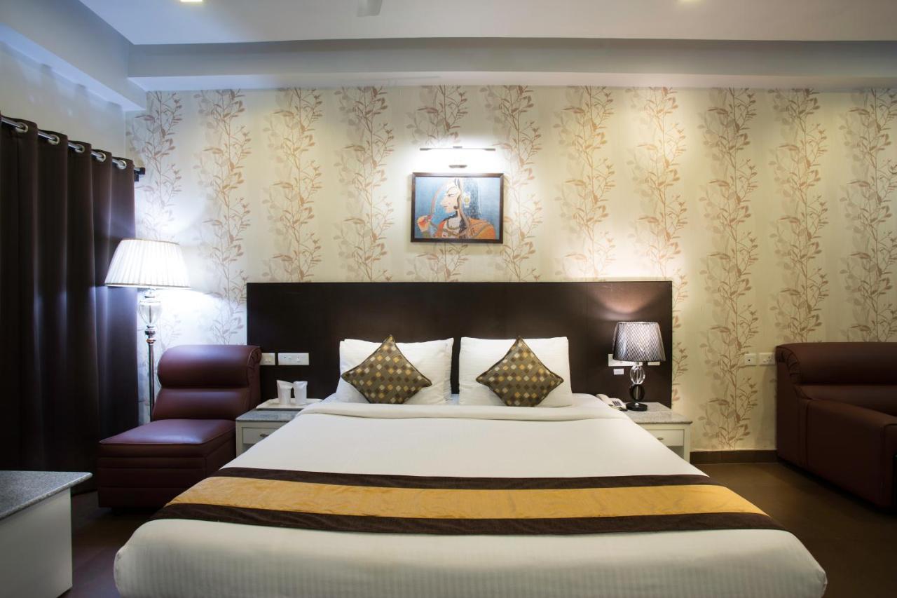 Hotel Central Park Siliguri Exteriör bild